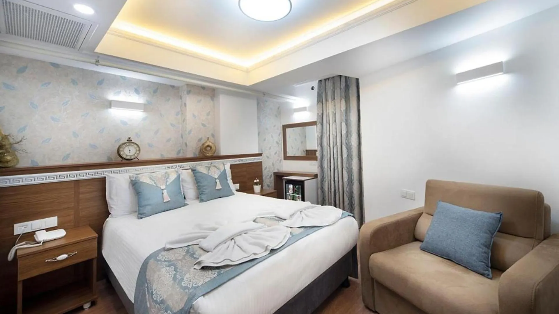 Room In Guest Room - Lika Hotel - Eco Double Room Istanbul